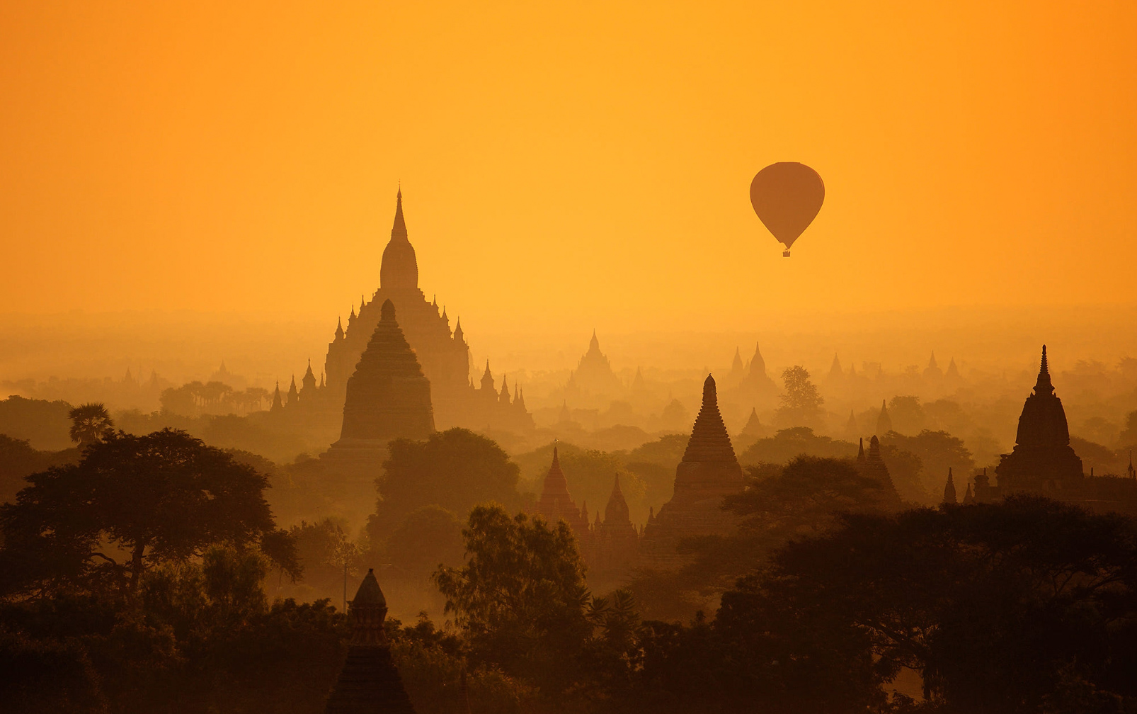 Пагоды и воздушные шары мистического Пагана в Мьянме