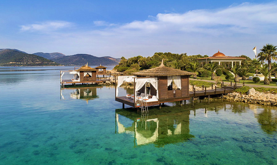 Беседки в море на территории отеля Rixos Premium Bodrum 5*, Бодрум, Турция