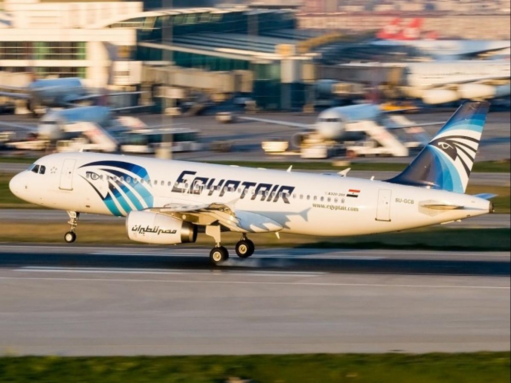 Египет приостанавливает международные авиаперевозки