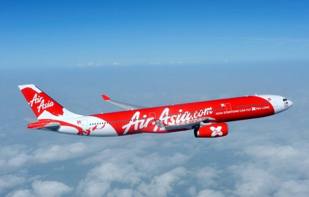 Самолет авиакомпании AirAsia 