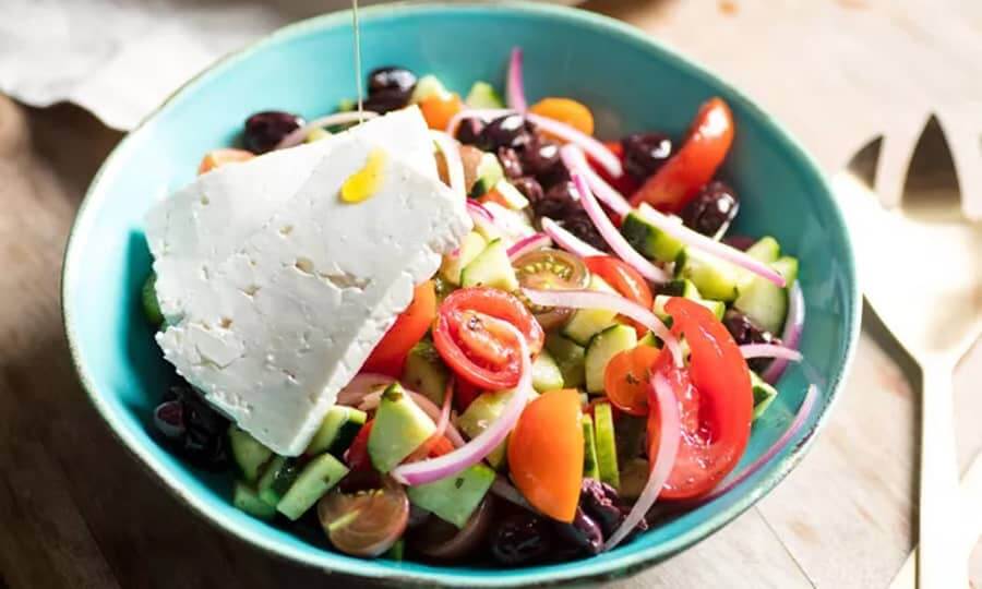 Греческая кухня - Греческий салат. Национальное блюдо Греции