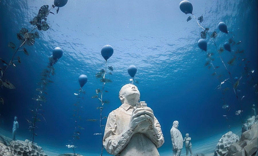 На Кипре открылся подводный музей на глубине от 6 до 12 метров