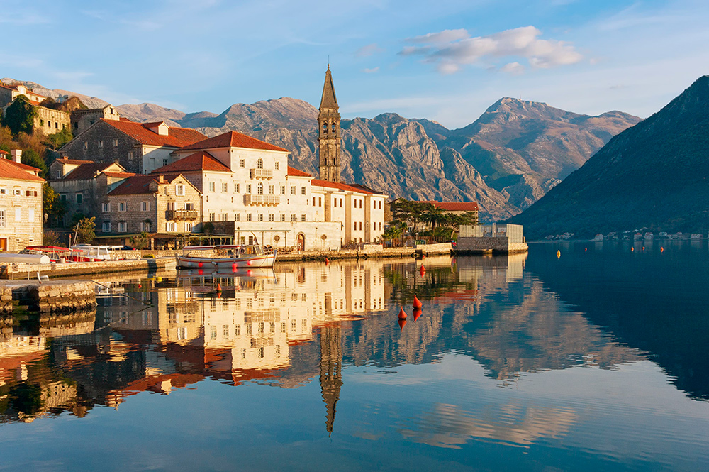 В Черногорию нельзя с сертификатом, выданным более полугода назад