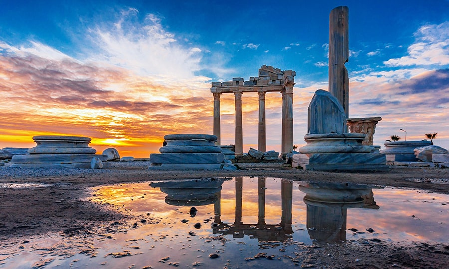 Храм Аполлона в Сиде, Турция